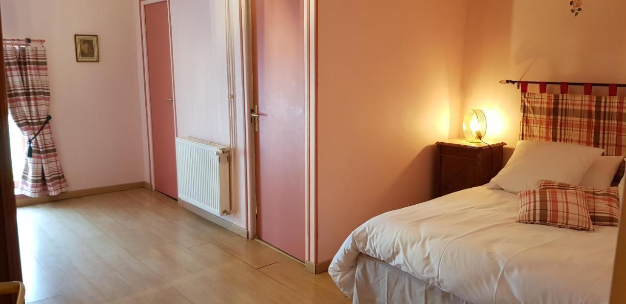 Bleu Bonheur Bed & Breakfast Dennevy ภายนอก รูปภาพ